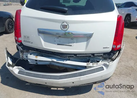 2015 Cadillac Srx Luxury Collection z USA, uszkodzony, nr VIN 3GYFNEE3XFS556548